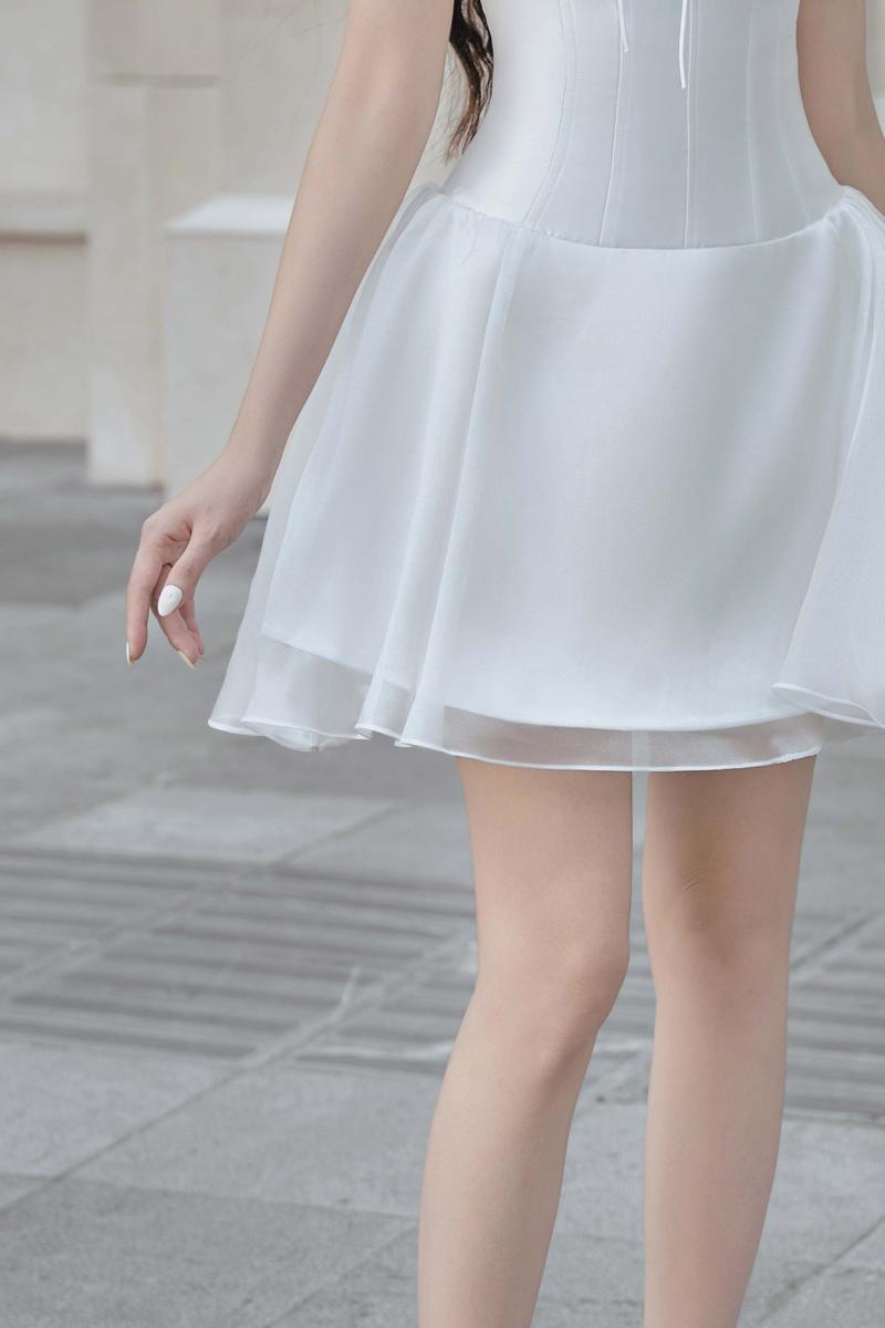 Product Introduction of HALIA - Váy BUTTERFLY mini, ren bướm choàng phối thân xoè trắng Women Dress Màu Trắng 3