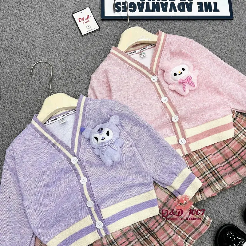 [MeoKids] C37 - Set Bộ Áo Len Lông Thỏ Bo Viền Phối Chân Váy Xếp Ly Kẻ Kèm Chú Gấu xinh 2