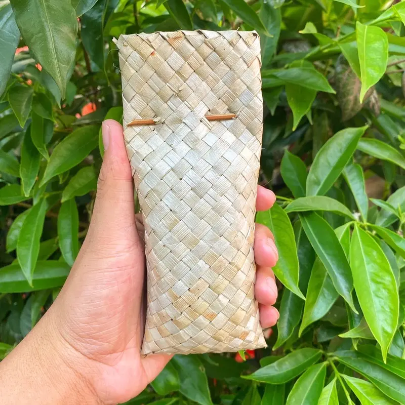 [1 PCS] Dodol Tradisional Sidempuan/Dodol Kampung/Alame Khas Sidempuan/Tapanuli Selatan 250gr (Harga 1 PCS, Tidak Pakai Lapis di dalam, bisa dipotong dan harus menunggu 7-10 hari agar mengeras) 0