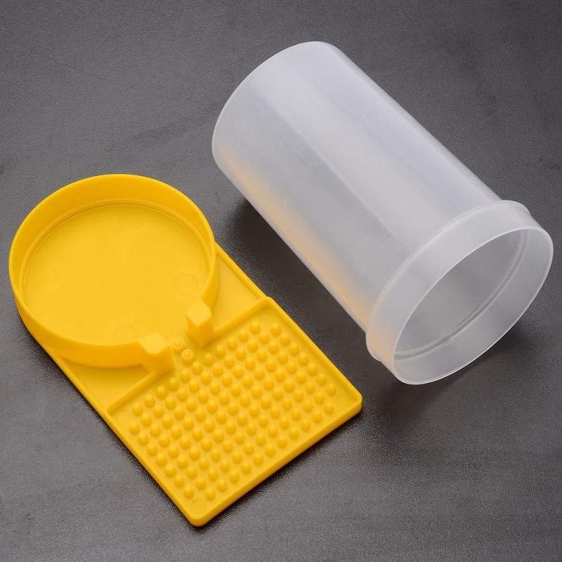 Product Introduction of Bee Drinking Water Waterer Feeder Beekeeping Honey Bee Feeders Watering Bees Tools Supplies Feeding Plastic Bee Drinker Tool 3