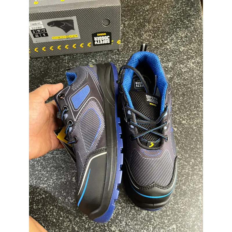 GIÀY BẢO HỘ DÁNG THỂ THAO JOGGER CADOR S1P THẤP CỔ 0