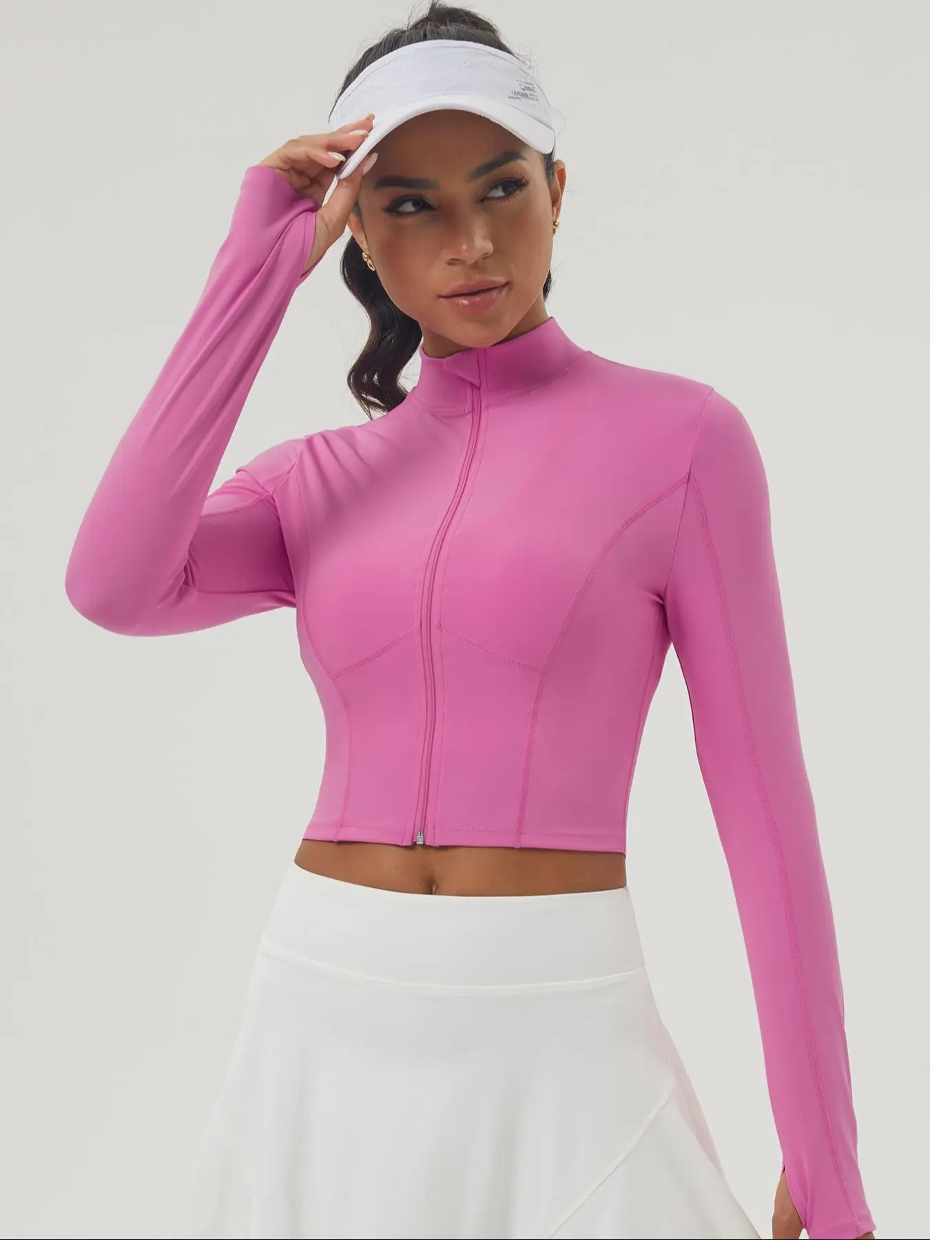 Women's Solid Zip Up Mock Neck Crop  Sports Jacket, Sporty Long Sleeve Outwear for Gym Workout Running, Ladies Sportswear for Fall & Winter Valentine's Day, gift