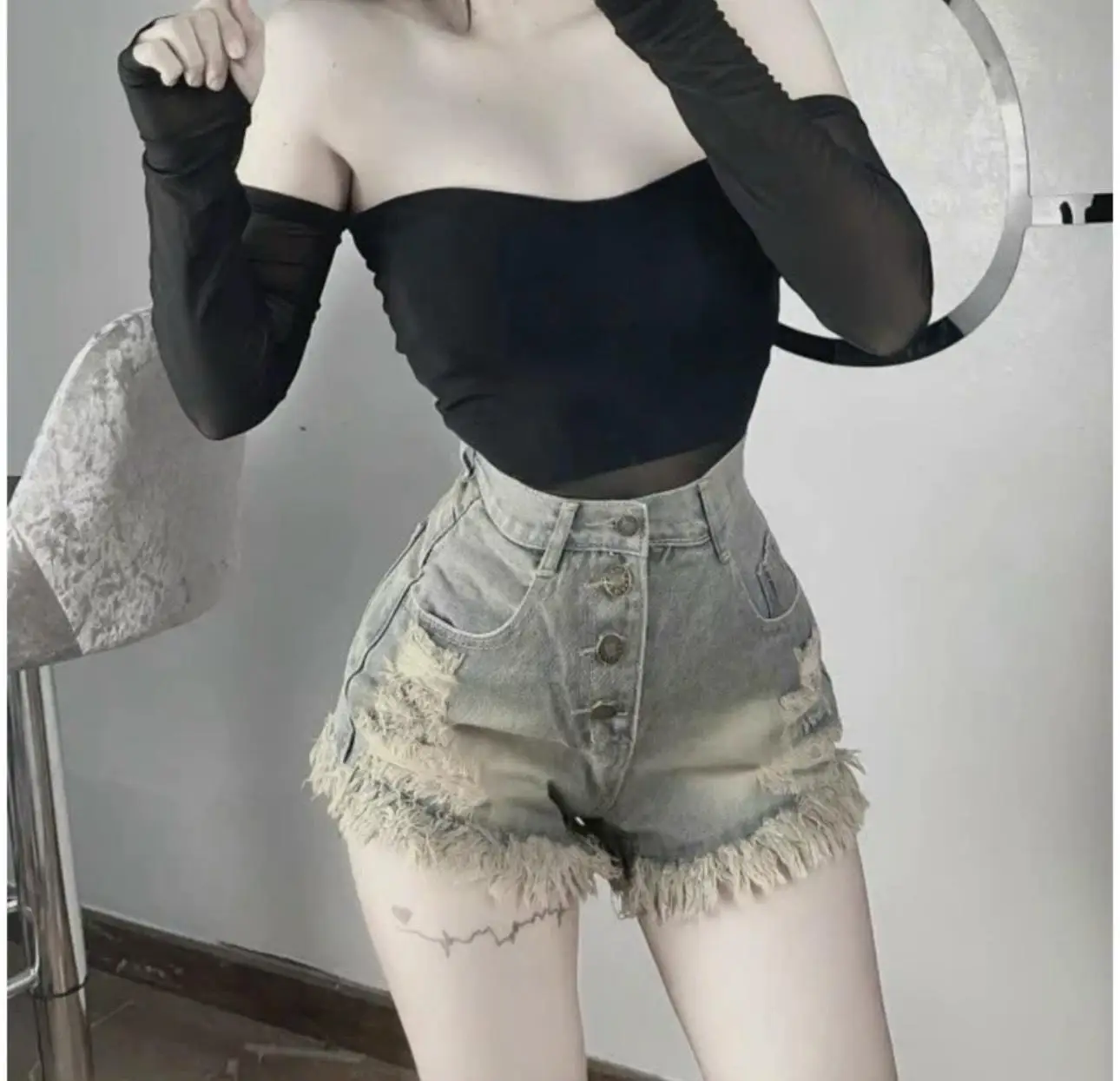 QQ 88 Quần đùi nhiều NÚT FULL MÀU lai tua fom chuẩn_Q 88_chân ngắn BTQ2 chất liệu vải Jean 3 size S M L phù hợp nhiều dáng người