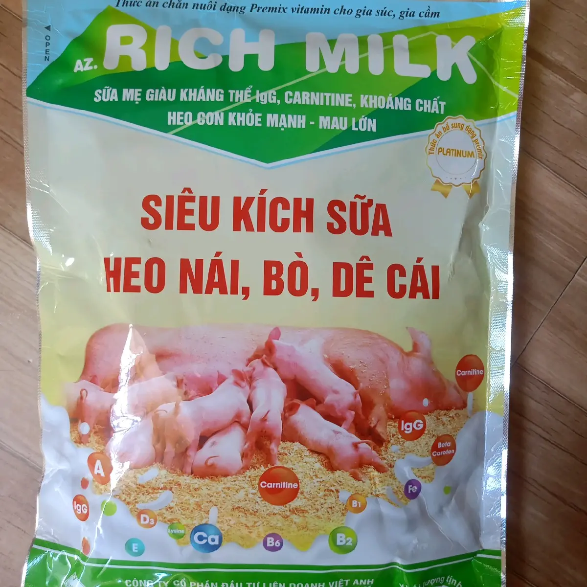 Siêu kích sữa heo nái, bò, dê cái: Dùng cho gia súc ( heo, trâu bò, dê cừu) gói 1 kg