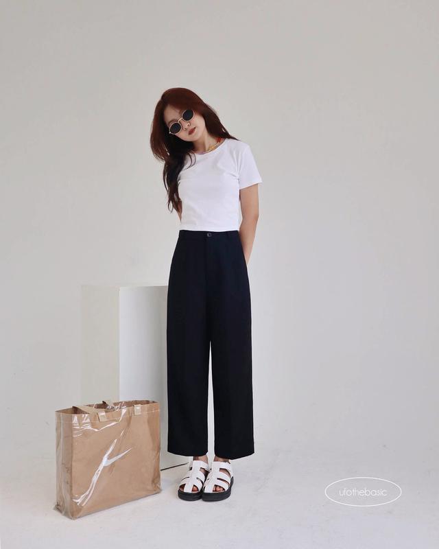 Quần ống rộng dáng suông lửng màu đen - Basic Trousers - ufo.thebasic Nữ Pants  Women