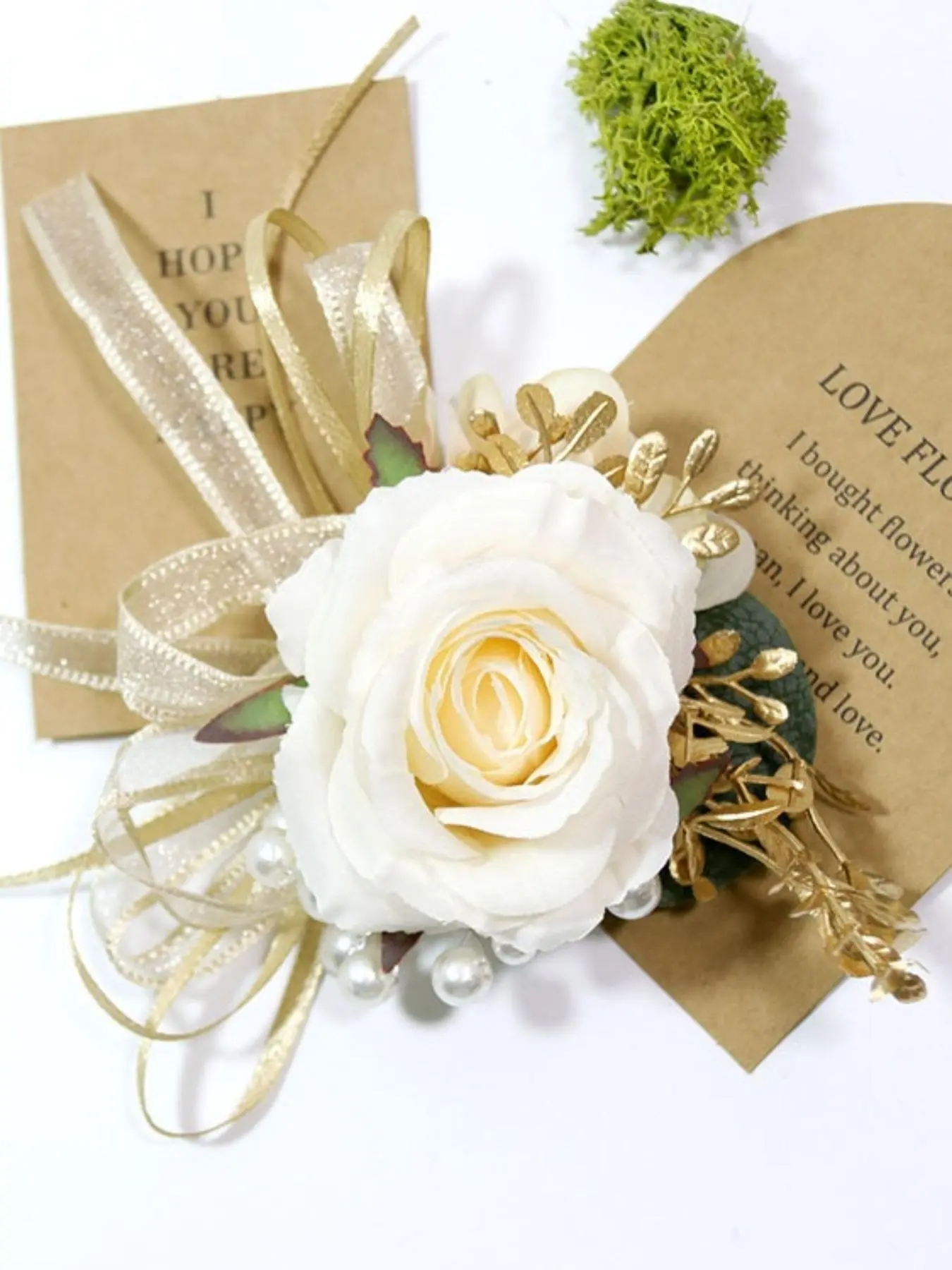Artificial Rose Boutonniere, Elegant Faux Rose Boutonniere for Wedding Party Formal Occasions, Fashion Accessories for Men & Women