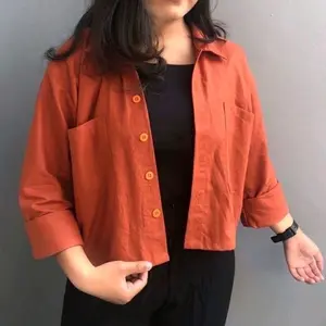 Kemeja Gita Rami Basik Shirt//Kemeja Crop Linen