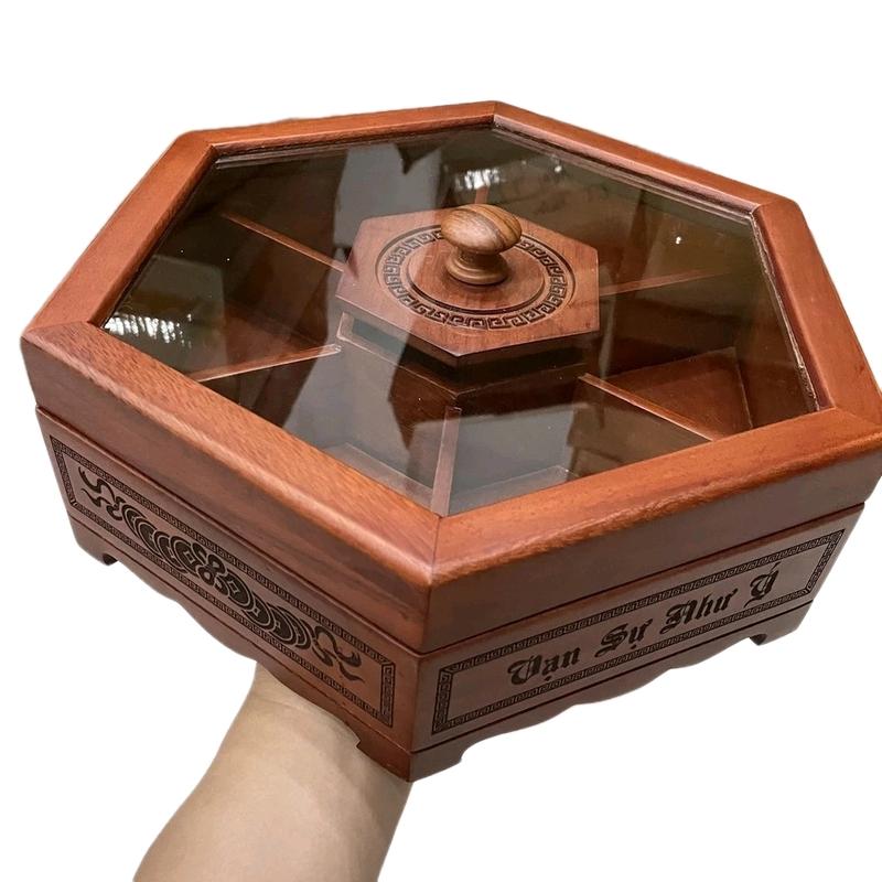Khay đựng mứt tết gỗ hương lục giác kính khắc laze chữ xung quamh , khay đựng bánh kẹo ngày tết