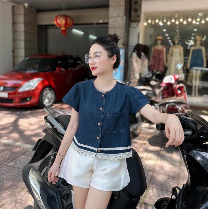  Set bò phối viên ren kết hợp quần đùi trắng đen dễ thương Nữ Áo Top Kem 