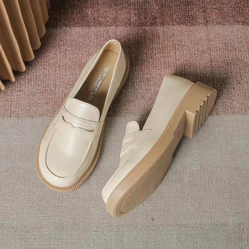 Product Introduction of 3221 Giày Moca Loafer Nữ Giày Màu Kem Đen Có Sẵn Fullbox QCCC 16