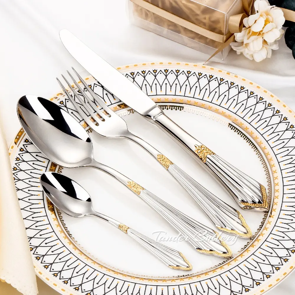 304 Stainless Steel Steak Knife And Fork Spoon Embossed Handle Western Food Knife And Fork Spoon Suit High-End Gold And Silver Tableware 4 Pcs/Set