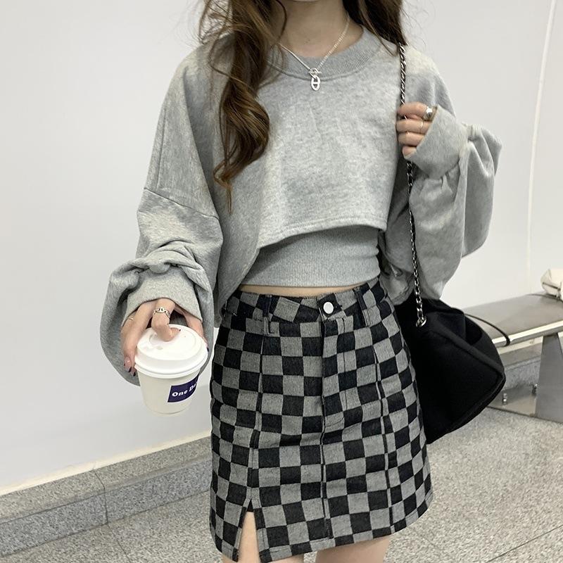 Product Introduction of เสื้อสเวตเตอร์คอกลมแขนยาวผู้หญิงสีทึบ, สไตล์สปอร์ต, แฟชั่นสไตล์ไฮสตรีท, ทรงหลวม, อเนกประสงค์, เสื้อกั๊กสลิง, เหมาะสำหรับฤดูใบไม้ผลิและฤดูร้อน, ปี 2024 19