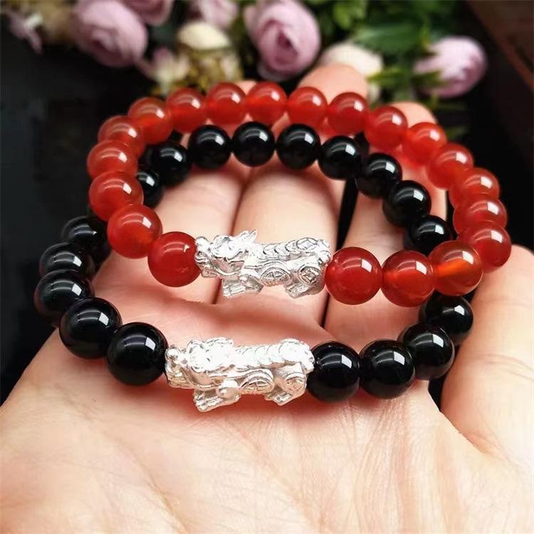Product Introduction of Pure Silver Pi Xiu Bracelet Red Black Agate Bracelet Merchant Enterprise Company Gold Store Live Broadcast Activity Drainage Gift Wholesale 4