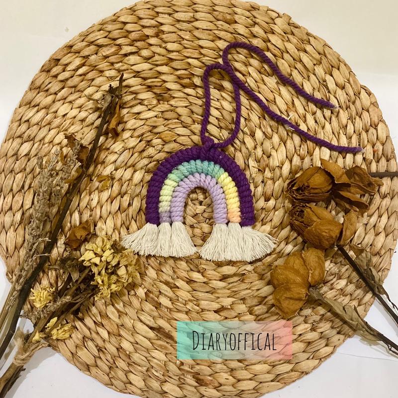 Gantungan kunci / Keychain / Gantungan Tas / Bagcharm / Souvenir / Macrame Rainbow 7
