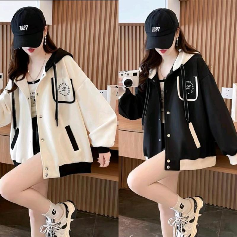 ÁO KHOÁC NỈ NÚT BẤM, CÓ NÓN TÚI THÊU CHỮ K Top Hoodie Women