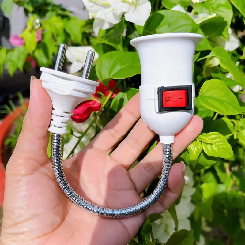 Bóng đèn led,xoay 360 độ,có 7 màu , kèm chui, 5