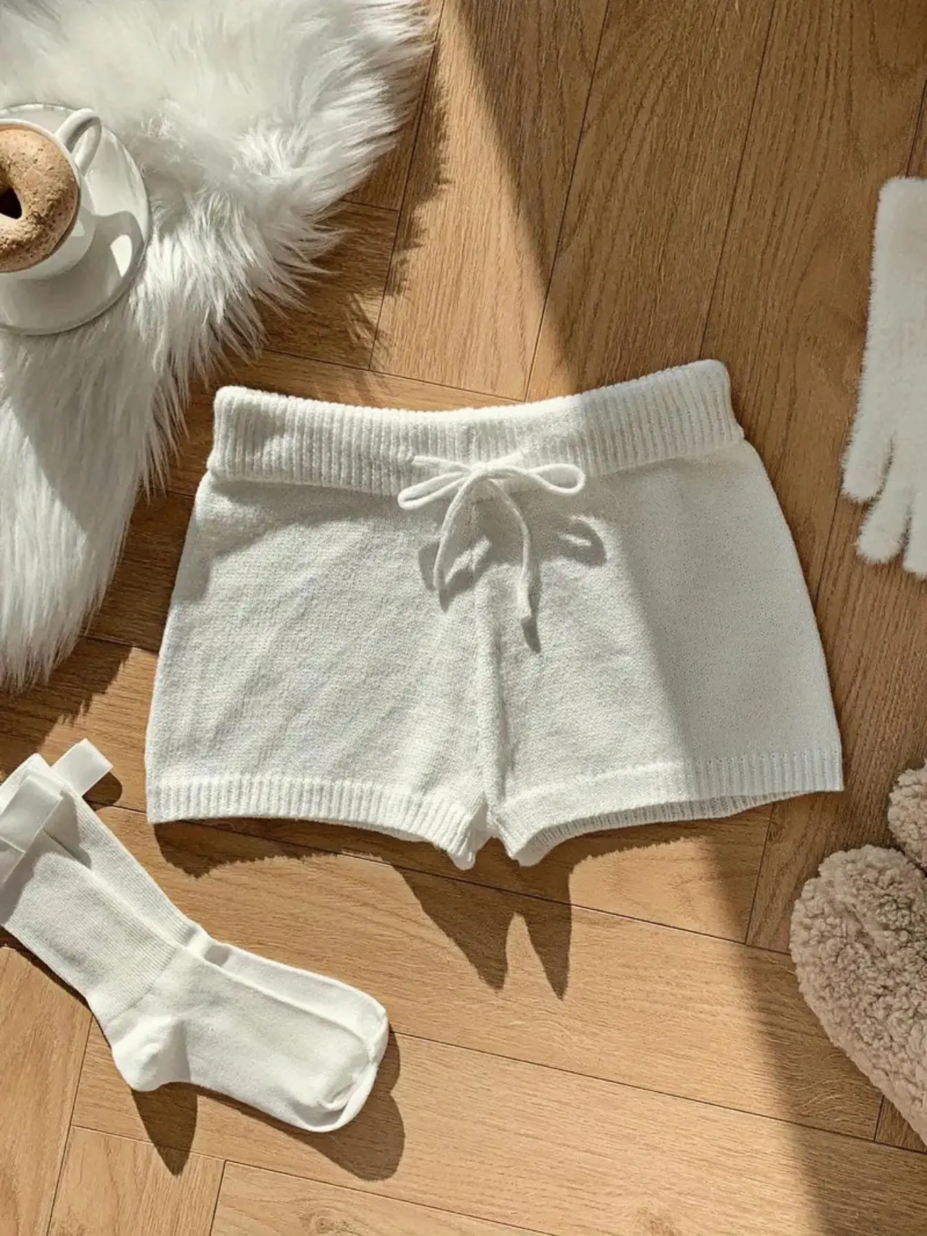 Women's Solid Drawstring Waist Sweater Shorts, Casual Knit Shorts for Spring & Fall, Fashion Women's Knitwear for Daily Wear