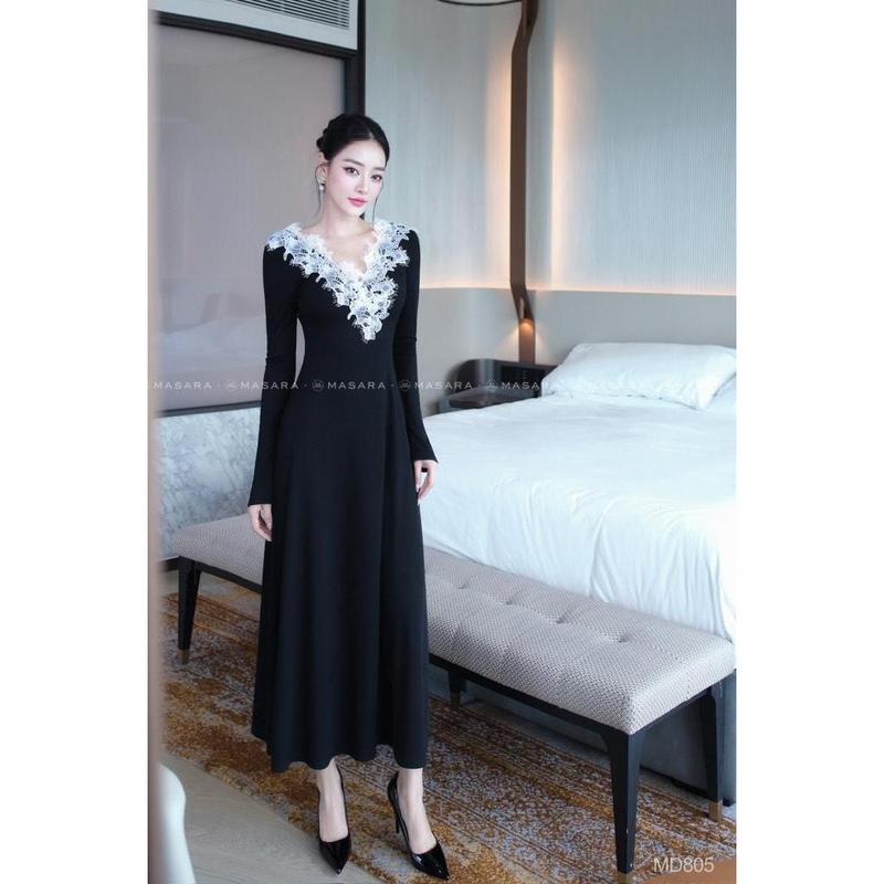 Đầm nữ Masara dáng dài chất thun đen ren trắng cổ V phong cách thanh lịch MD805