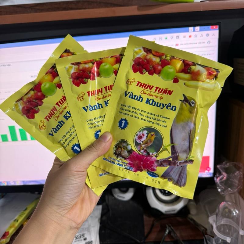 3 Gói Cám Thuý Tuấn Cám Cho Chim Vành Khuyên   Cung Cấp Đầy Đủ Chất Dinh Dưỡng Giúp Chim Chắc Khoẻ cám  chim hút mật 5 màu cám  khuyên