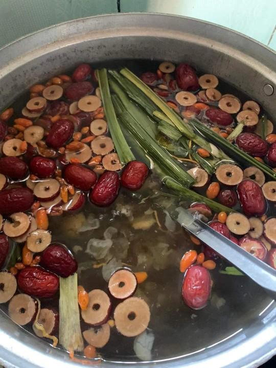 Product Introduction of chè dưỡng nhan tuyết yến 400g tặng lệ đào, hạt sen, quế hoa. 5