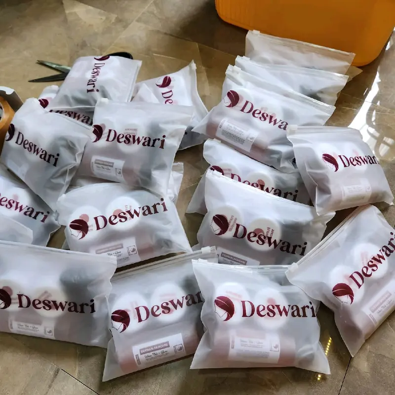 [Ready SIAP KIRIM] FREE POUCH Paket Deswari SKINCARE 4