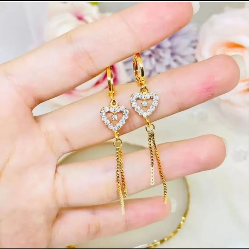 anting jurai jpit love bintang tengah titanium gold anti karat perhiasan wanita dewasa.