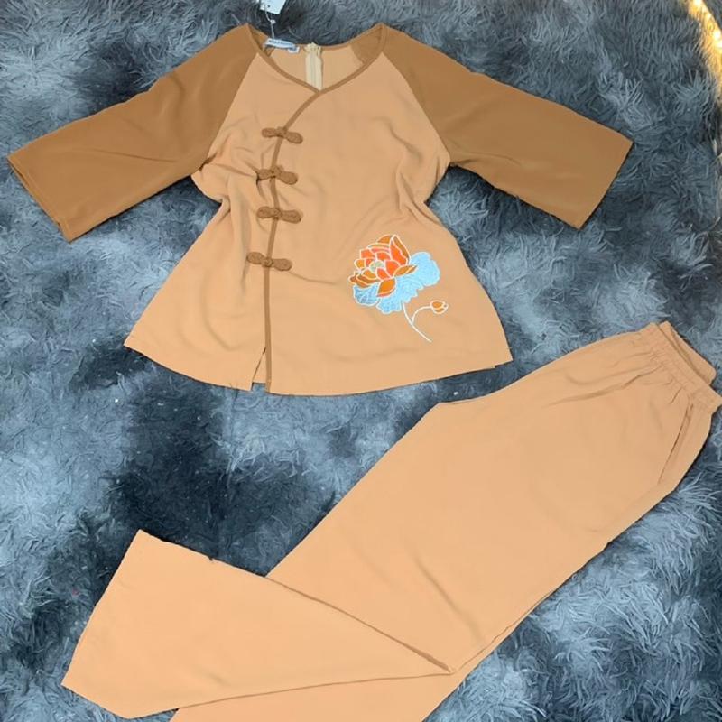 Sét đồ lam đi chùa thiết kế, HÀNG BIG SIZE vải lụa tầm ý đẹp, thêu hoa bỉ ngạn,  áo có đính 4 nút thắt, tay phối màu. DL 23 ( Hoa Bỉ Ngạn BIG SIZE)