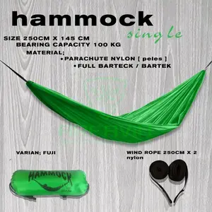 ayunan pohon. hammock