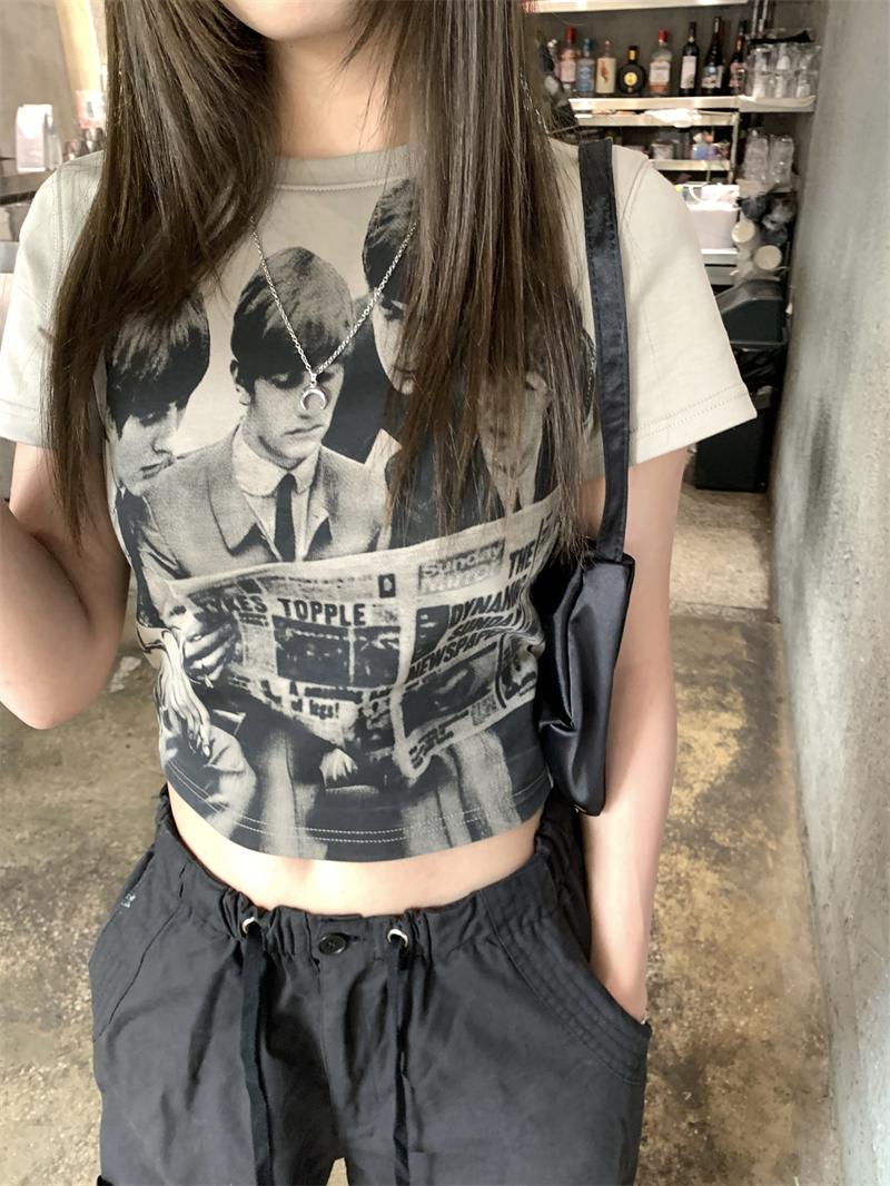 Product Introduction of Round Neck Short Sleeve T-Shirt Summer New Slim Fit Flattering Versatile Short Top Casual Women's Fashion Versatile Personality Hot Girl Korean Style Clothing 13