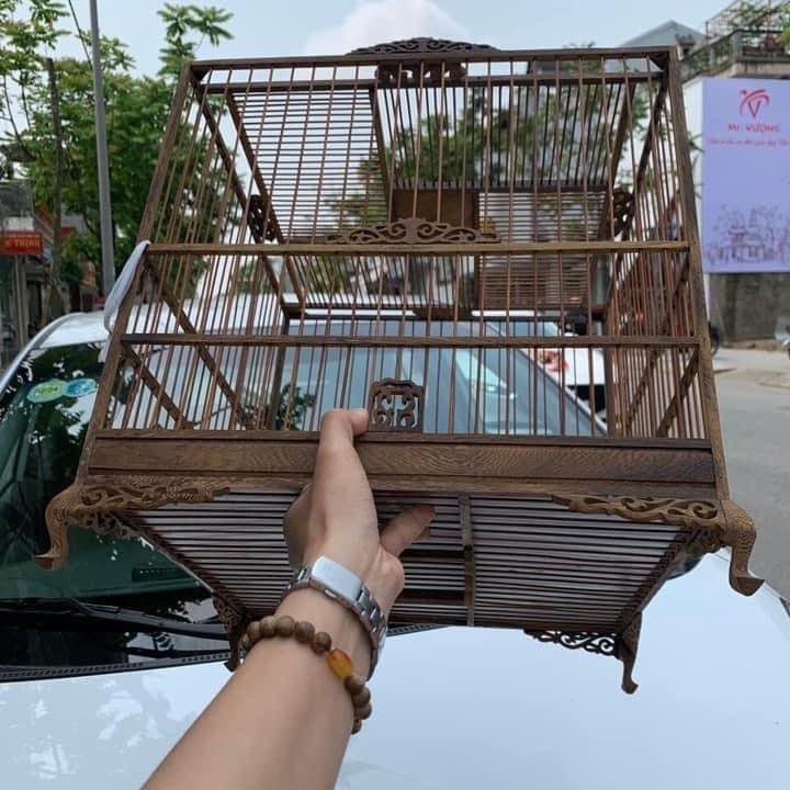 Lồng chim Đô La Huế : khung Vuông chạm hoa văn  tự ráp. Kèm phụ kiện, size 36x42