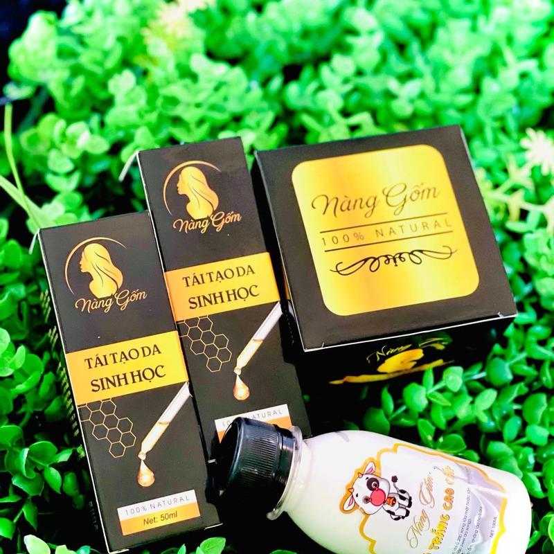 Combo Thay da body ( gồm 2 chai Lột + 1 hộp kem Body + 1 ủ kích trắng sửa non)