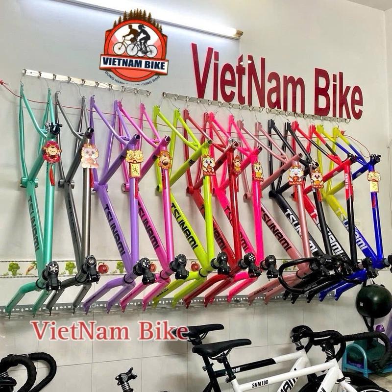 Khung sườn xe đạp thể thao fixed gear và single size phù hợp bánh 700cc đầy đủ bông tăng chén cổ khóa yên khung hợp kim thép Sports