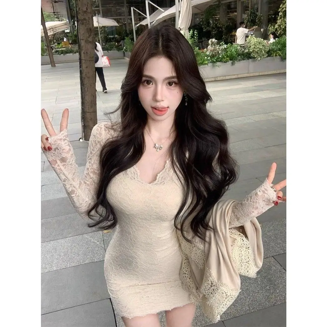 Váy Dài Tay, Phong Cách Hàn Quốc, Váy Ngắn, Cổ Chữ V, Ren, Phong Cách Mới, Váy Bodycon Có Khóa, Phong Cách Mùa Thu, Thiết Kế Khoét Lỗ Dễ Thương Và Gợi Cảm, Phong Cách Cô Gái Nóng Bỏng Women Dress