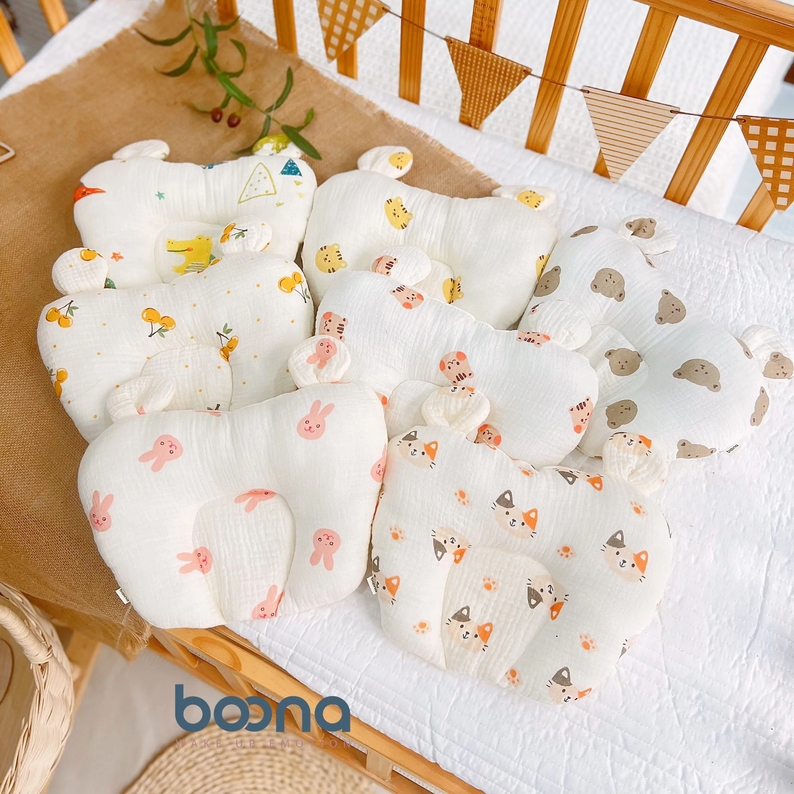 Gối xô muslin hình trái tim tai gấu cao cấp Boona chính hãng, chống méo đầu bẹp đầu cho bé sơ sinh Kem
