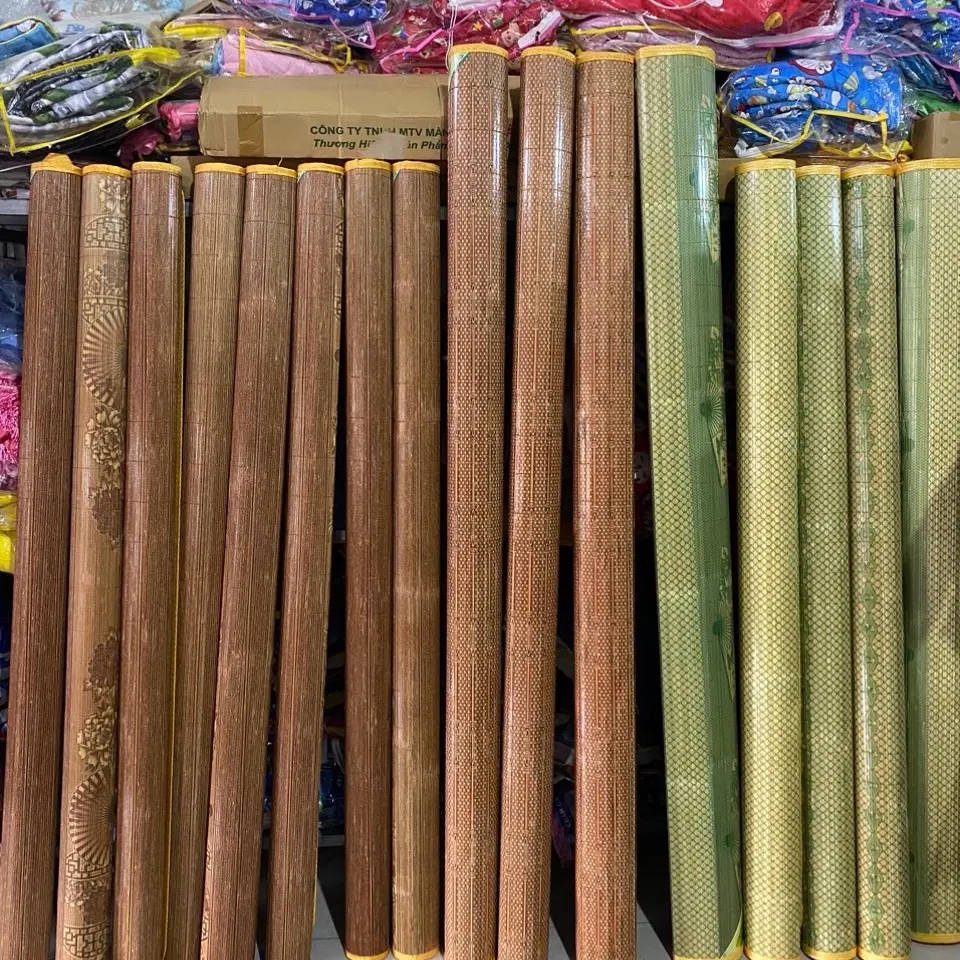chiếu trúc cuộn tròn dài