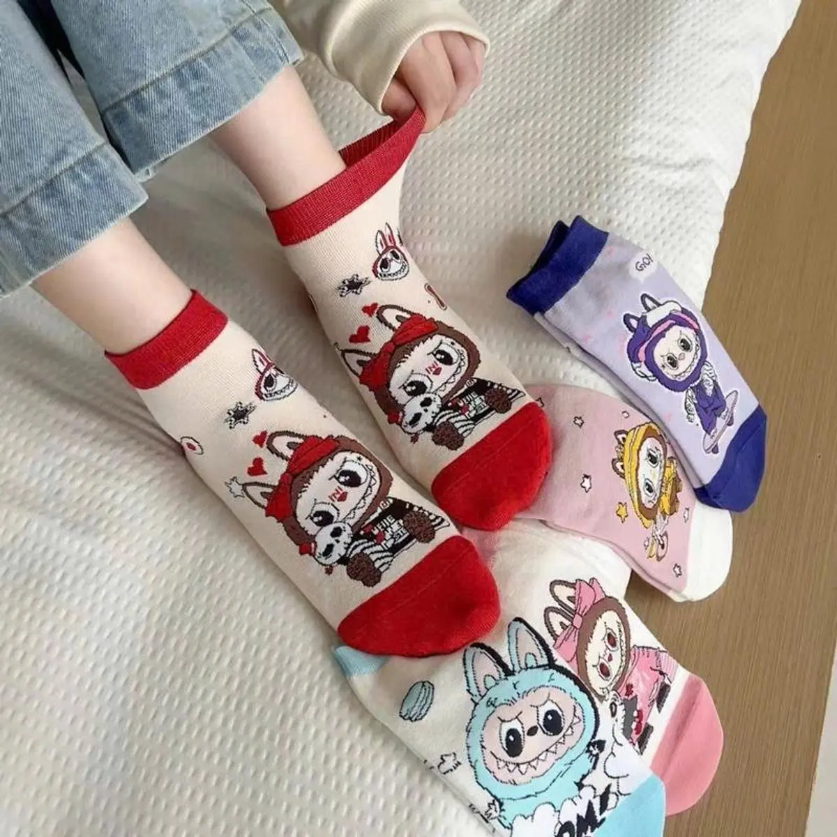Sét 10 Đôi Tất Vớ Trẻ Em Hình LaBuBu Dễ Thương Dành Cho Bé Gái