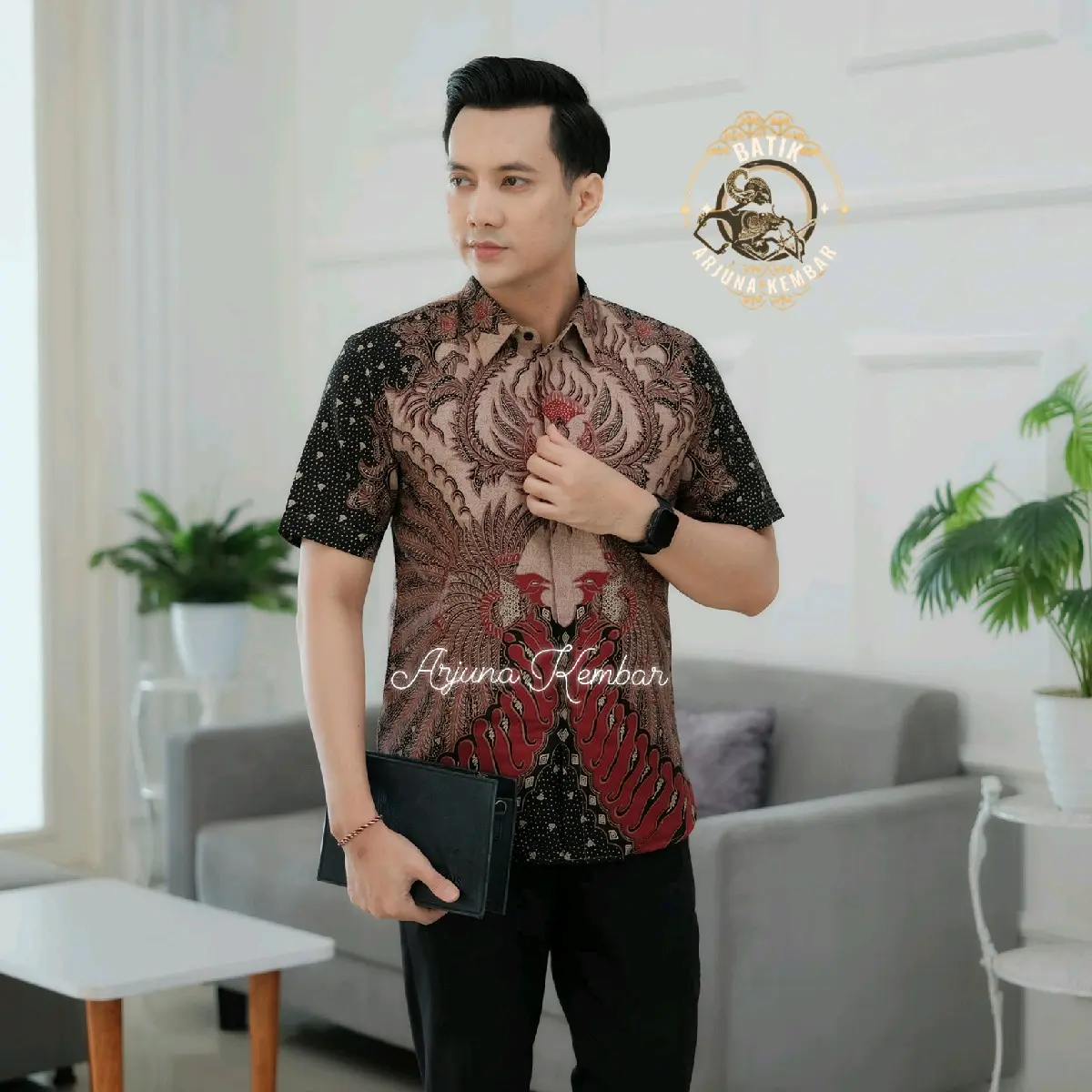 Batik pria lengan pendek terbaru KARTANEGARA katun solo berlapis furing Errow Slim-fitting
