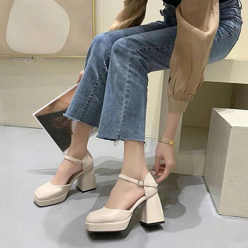 Phúc minh TH39 Giày Cao Gót Nữ Bít Hậu Trơn Chất Liệu Da Mờ Mũi Vuông 10cm Phom Rộng Size 35-39 Đế Cao Su Bám Dính Màu Kem Trắng Đen