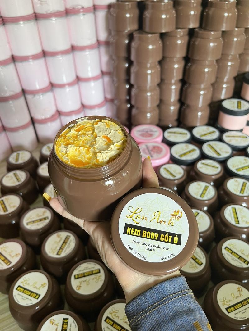 Product Introduction of Combo 2Hủ x120g Kem Body Cốt Ủ Siêu Tẩy Mạnh Dành Cho Da Ngâm Đen Chai Lì Làm Đẹp Da Nữ Dưỡng  Da Body 1