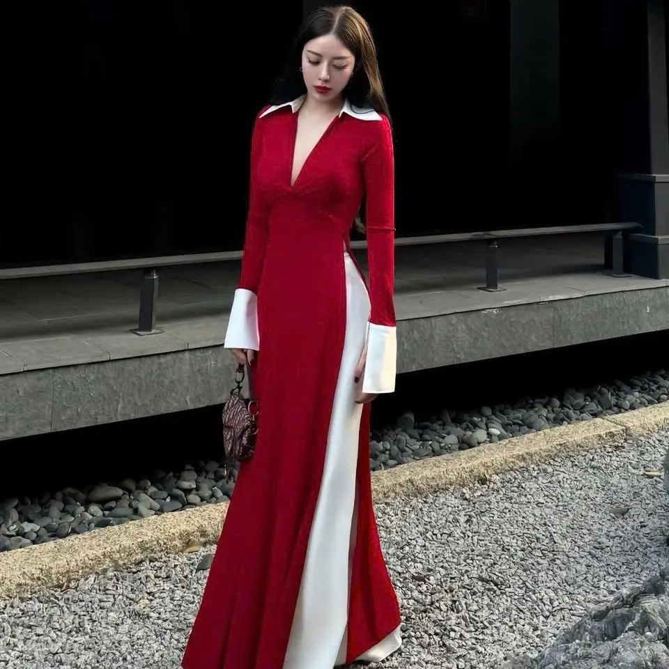 ( Sam’s Clothing ) Set áo dài đỏ xoắn ngực tay dài phối viền trắng cổ bẻ + Quần suông trắng ống rộng