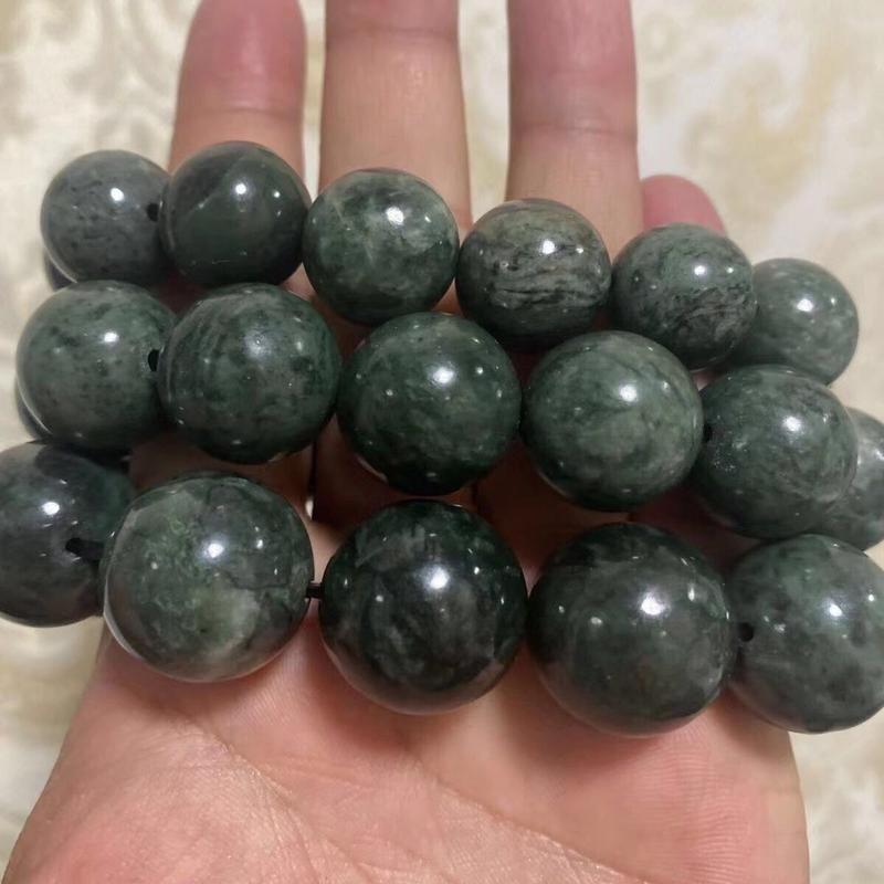Product Introduction of Tibet Natural Medicine King Stone Serpentine Jade Bracelet for Men and Women Couple's Health Natural Magnetic Therapy 6