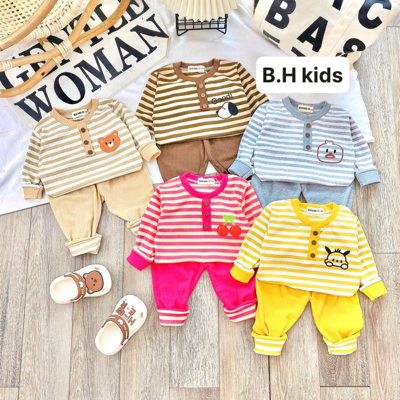 Bộ quần áo len tăm dài tay mềm, kẻ sọc họa tiết cúc trụ cho bé trai, bé gái size 6-16kg Thun