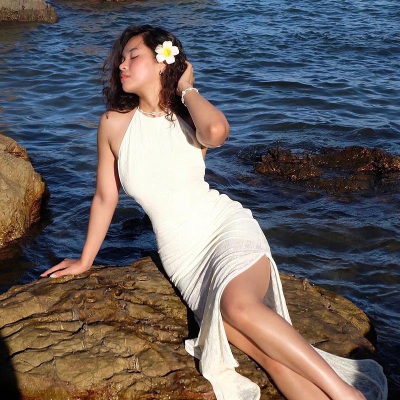 Rosa dress Đầm cổ yếm dài hoa nhí DINSSWIMWEAR