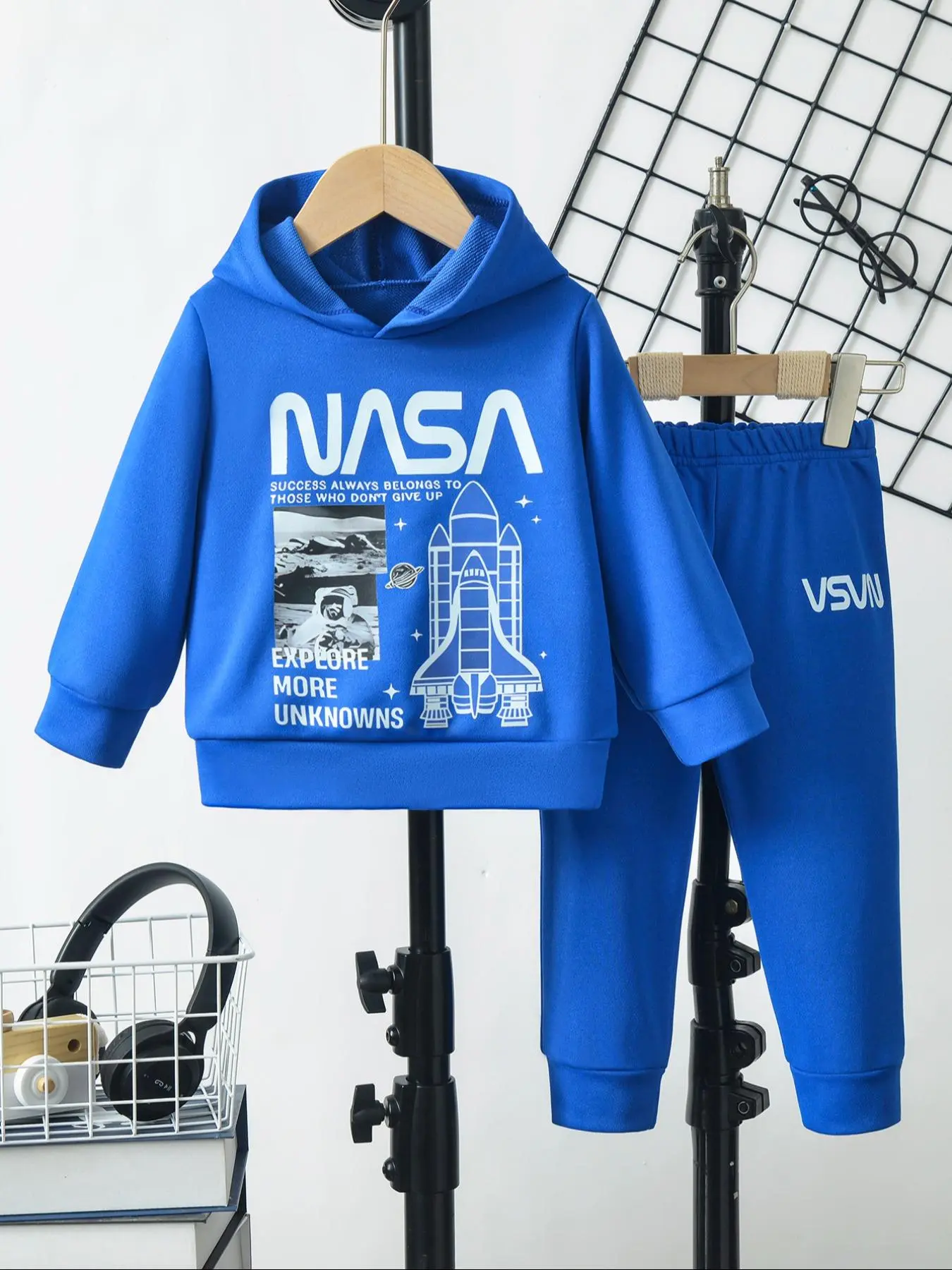 Two-Piece Set Toddler Boy's Hoodie & Sweatpants, Casual Long Sleeve Hooded Sweatshirt & Jogger Pants for Spring & Fall, Kids Clothes for Daily Wear