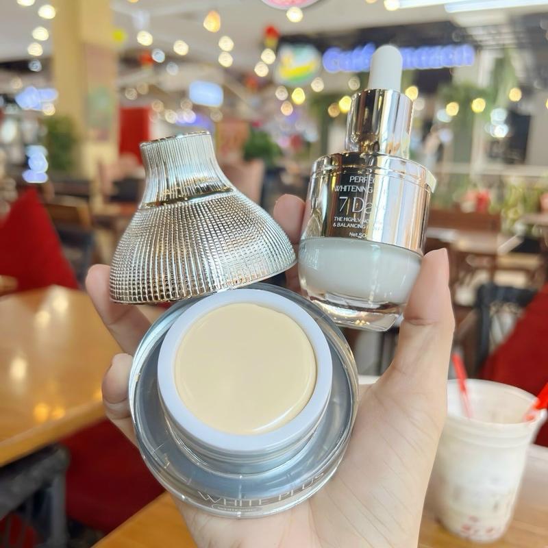 Kem face lười Queenie Skin - Kem dưỡng da mặt - skincare da mặt - Serum huyết thanh 7day 35g Chăm sóc da Làm đẹp da Dưỡng ẩm Nữ Women