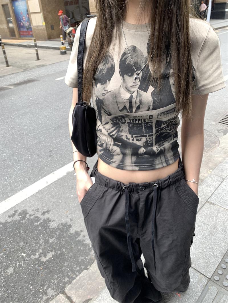 Product Introduction of Round Neck Short Sleeve T-Shirt Summer New Slim Fit Flattering Versatile Short Top Casual Women's Fashion Versatile Personality Hot Girl Korean Style Clothing 16
