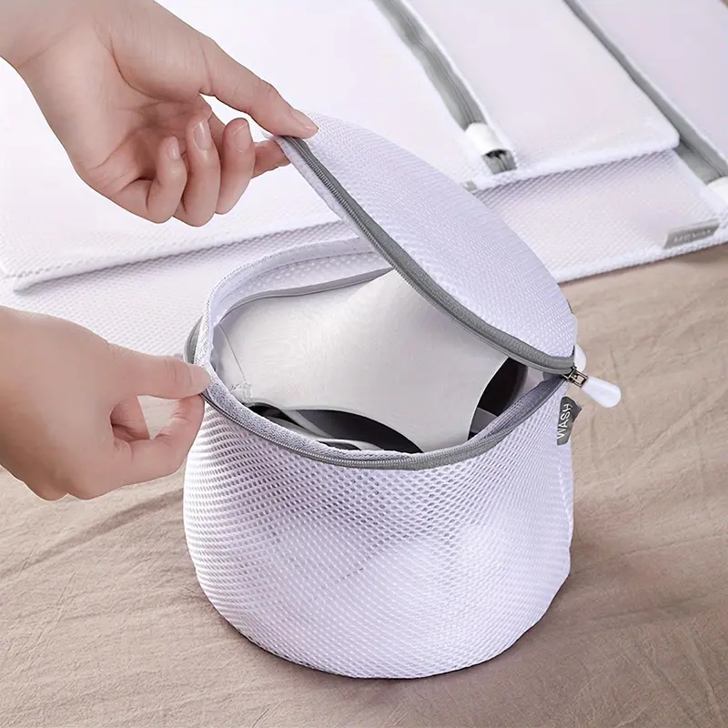 Mesh Wash Laundry Bag, 1 Count Durable Reusable Wash Bag, Laundry Clothes Wash Bag for Jeans, Bath Towels, Bed Sheets 3