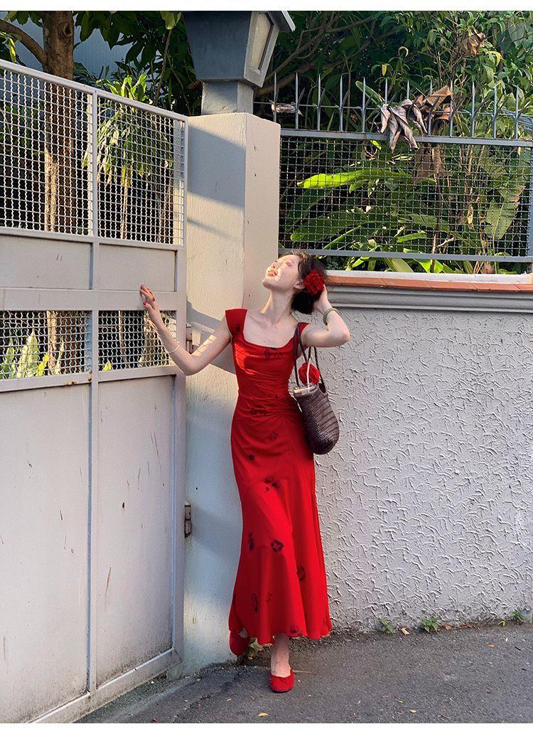 Product Introduction of Váy Hai Dây Vest Cổ Vuông Màu Đỏ Pháp, Đĩa Xanh Ăn, Chiang Mai Hoa Hồng Đỏ, Váy Tiệc Trà Đuôi Cá, Váy Đi Kỳ Nghỉ Cho Nữ, Năm 2025 Dress Women 6
