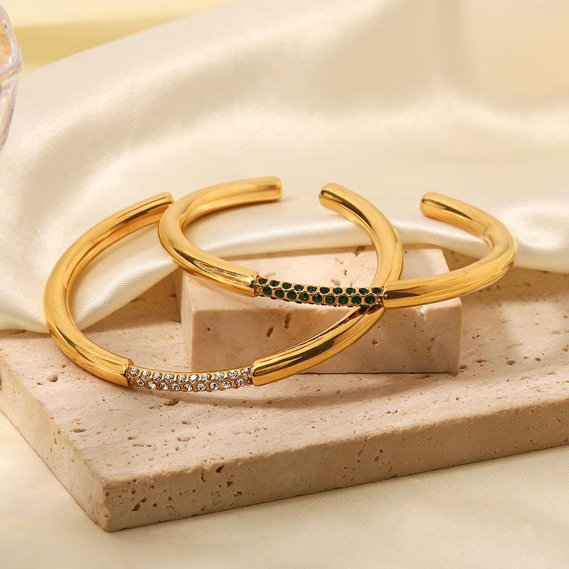 Product Introduction of Cross-Border Ins Internet Celebrity Design 18K Gold Stainless Steel Inlaid Lvzuan Open-Ended Bracelet Vacuum Electroplating Trendy Bracelet 6