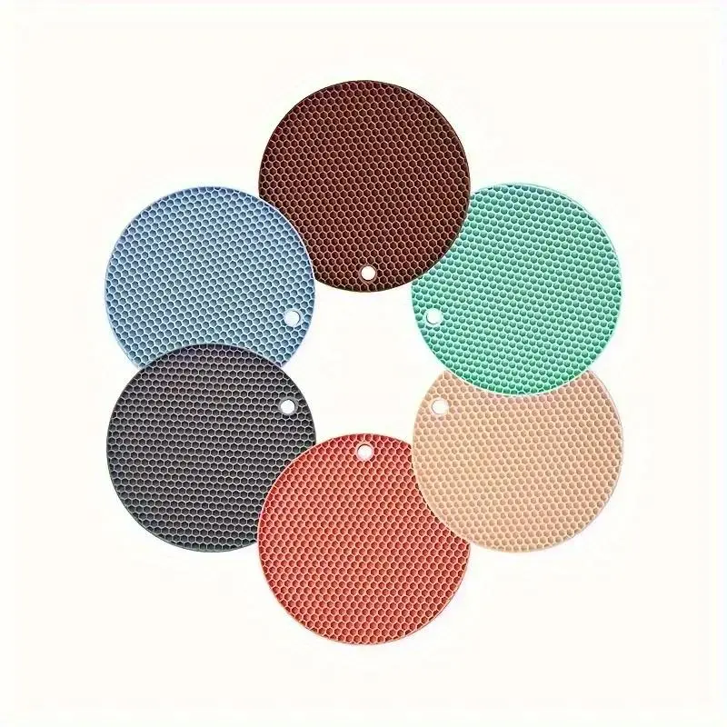 Round Honeycomb Pattern Silicone Placemat, 4 Counts Non-slip Heat Resistant Placemat, Kitchen Accessories for Home Dining Room